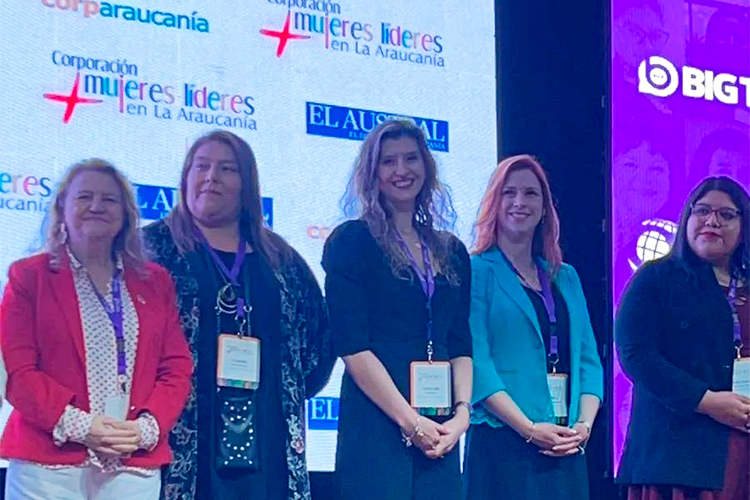 Mujeres Lideres 002